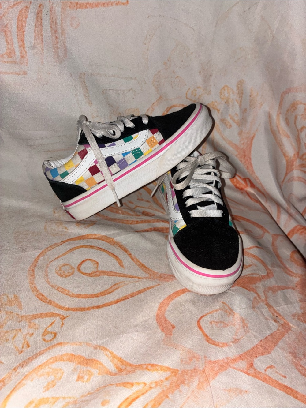 Vans Kids Black Sneakers with Rainbow Checker Stripe